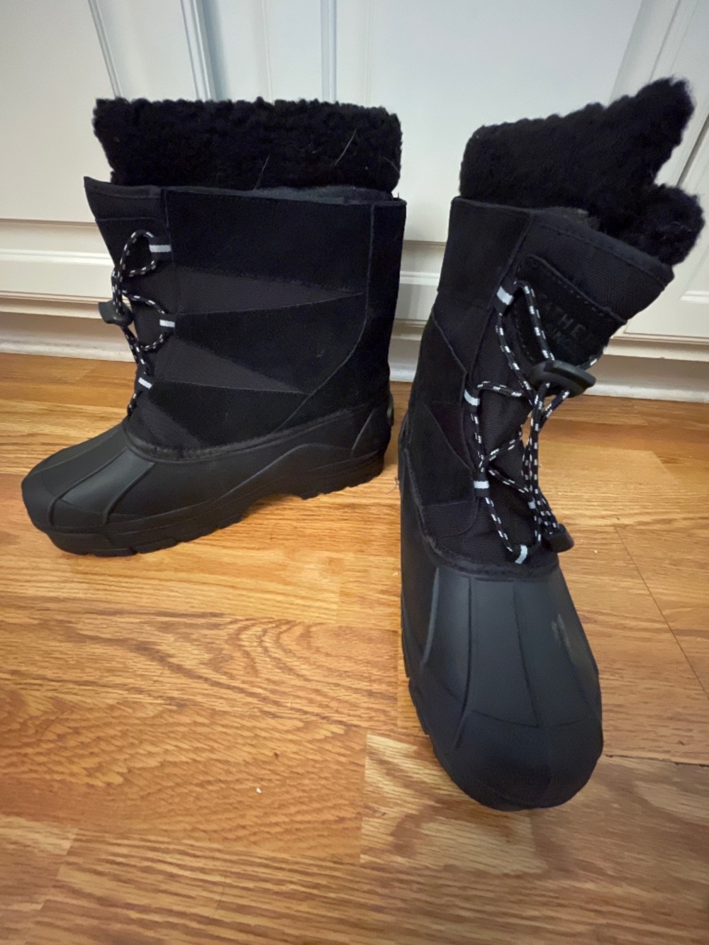 Men’s Black Weatherproof Snow Boots Size12
